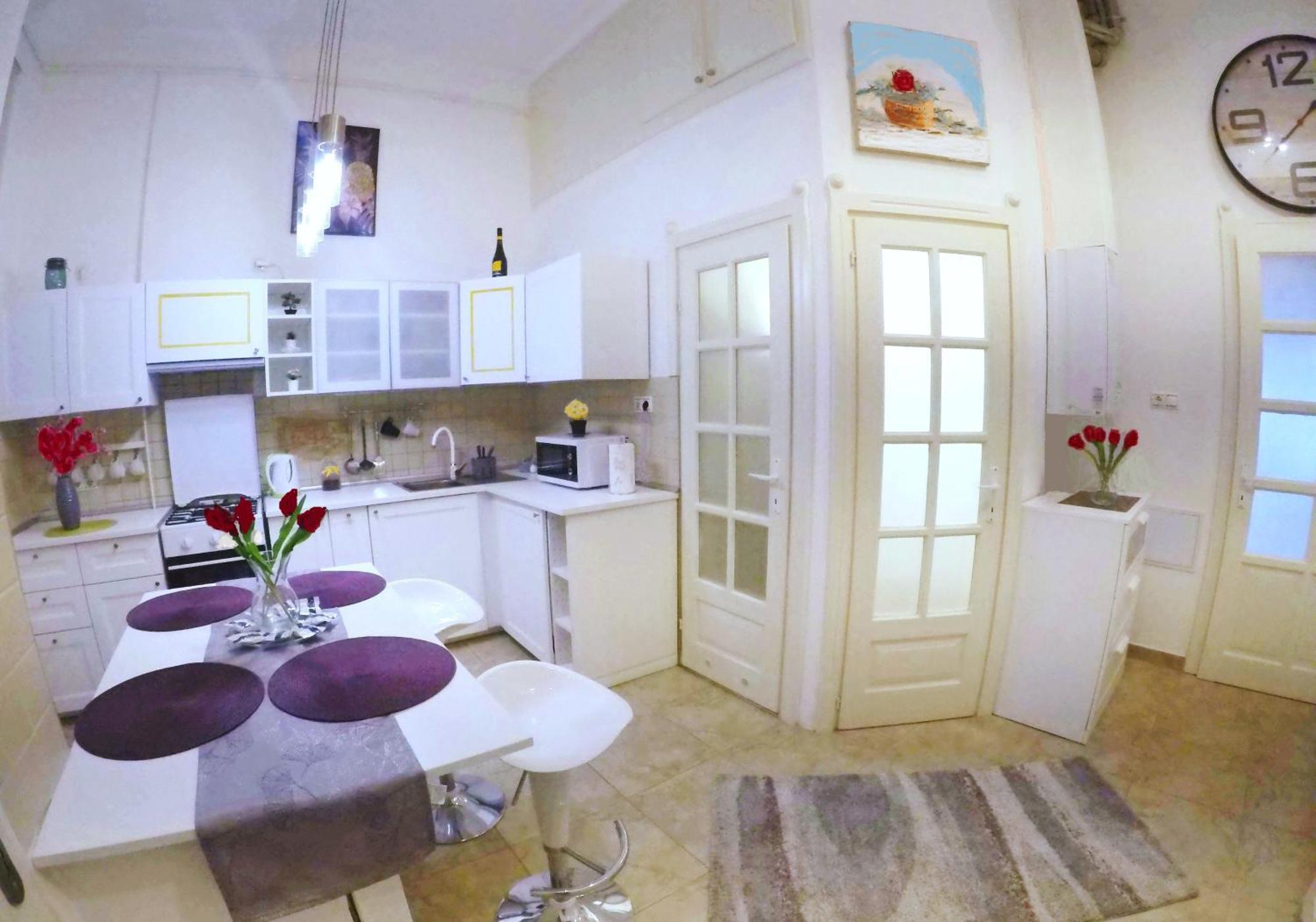 Mariann'S Modern Apartment In The City Center Budapest Ngoại thất bức ảnh